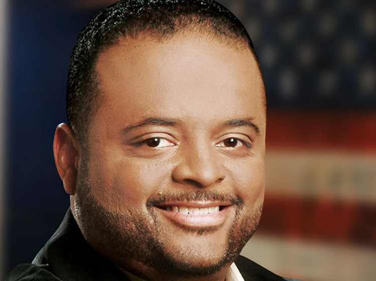 Roland Martin - Today's #RolandMartinUnfiltered look!